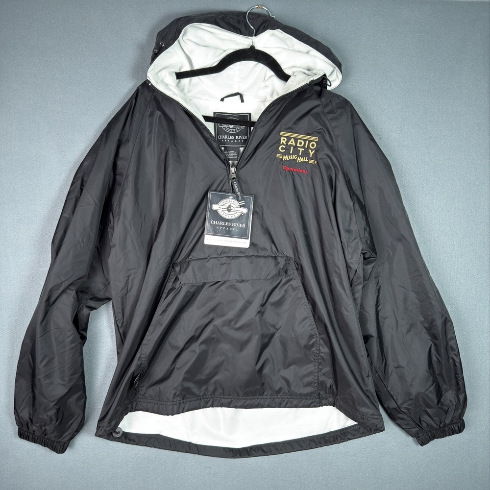 Radio City Music Hall Operations Charles River Pullover Jacket Black Mens L NWT
